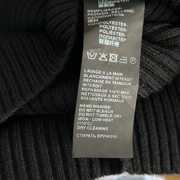 The Kooples Black Knit Quilted LeatherShoulder Patch Cropped Sweater sz 3/Large - Picture 14 of 15